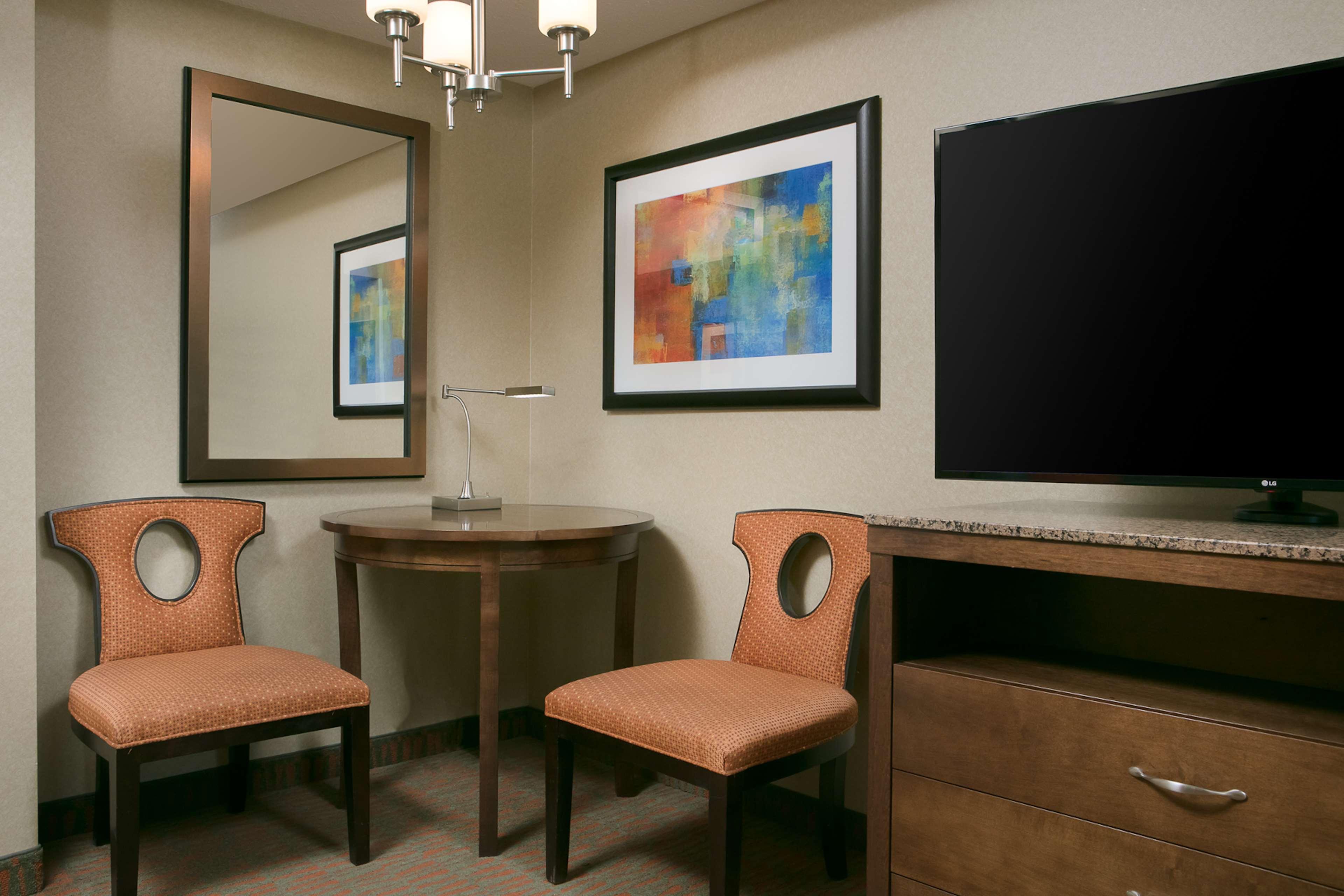 Hilton Garden Inn Manhattan Kansas Exterior photo
