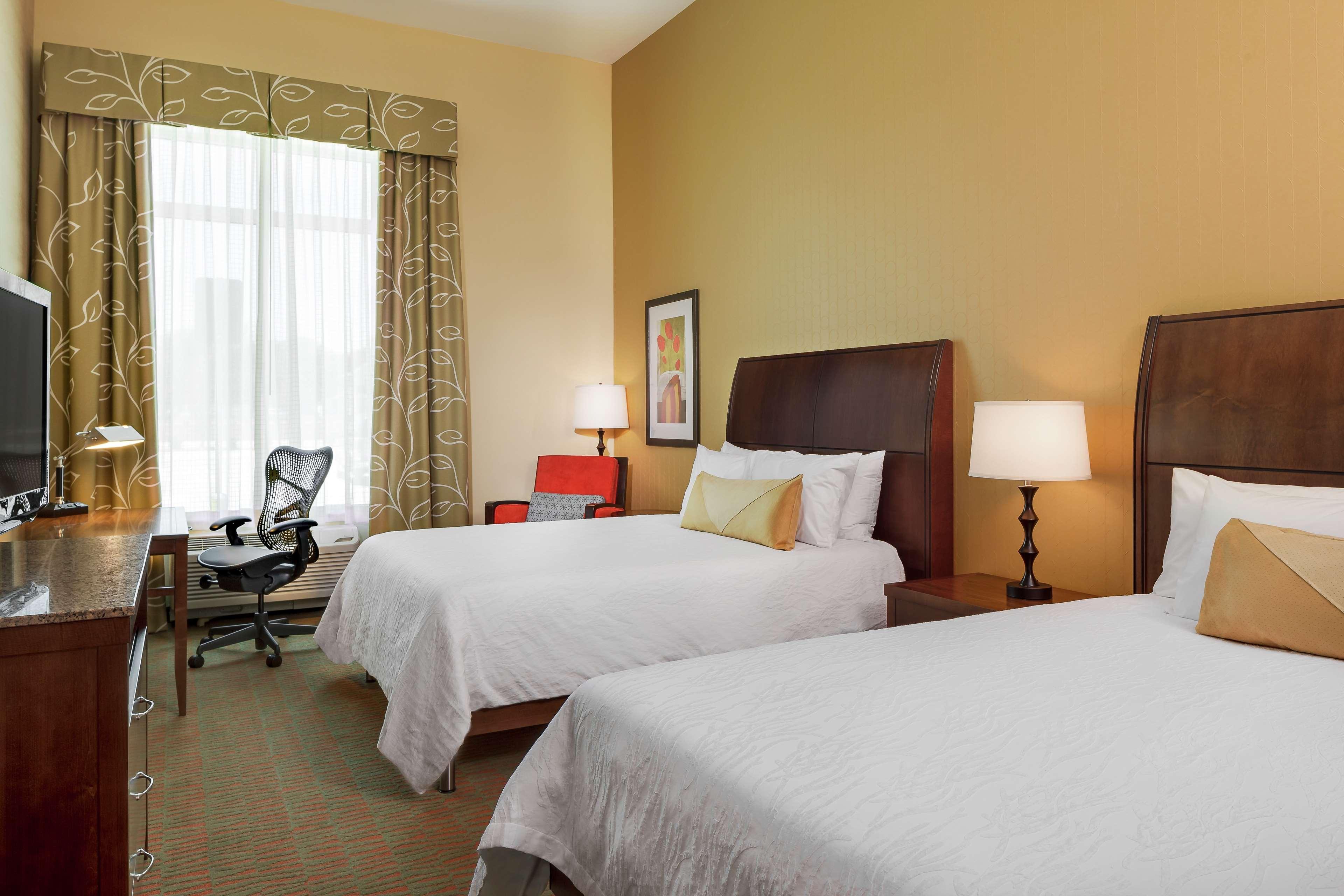 Hilton Garden Inn Manhattan Kansas Room photo