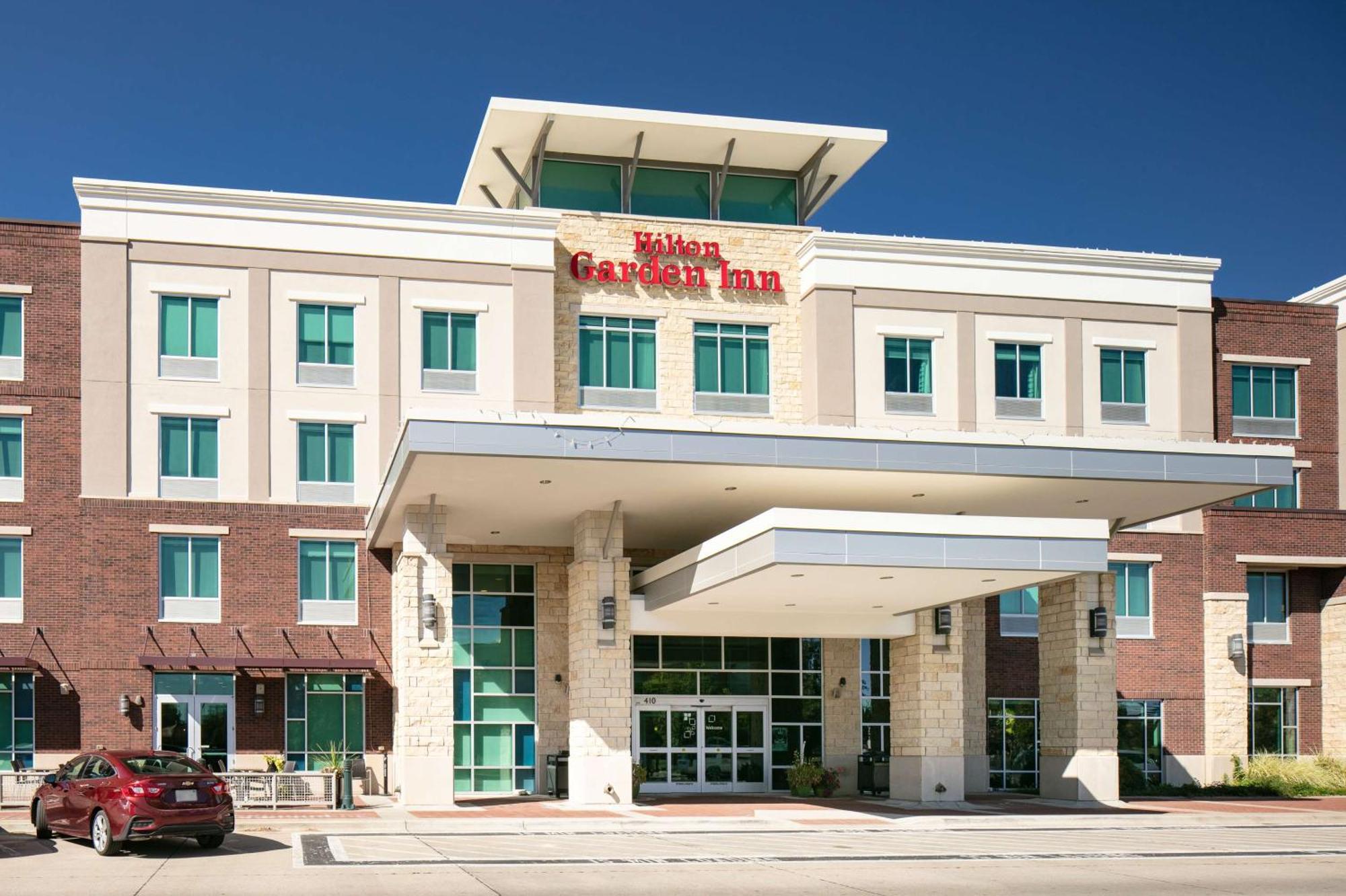 Hilton Garden Inn Manhattan Kansas Exterior photo